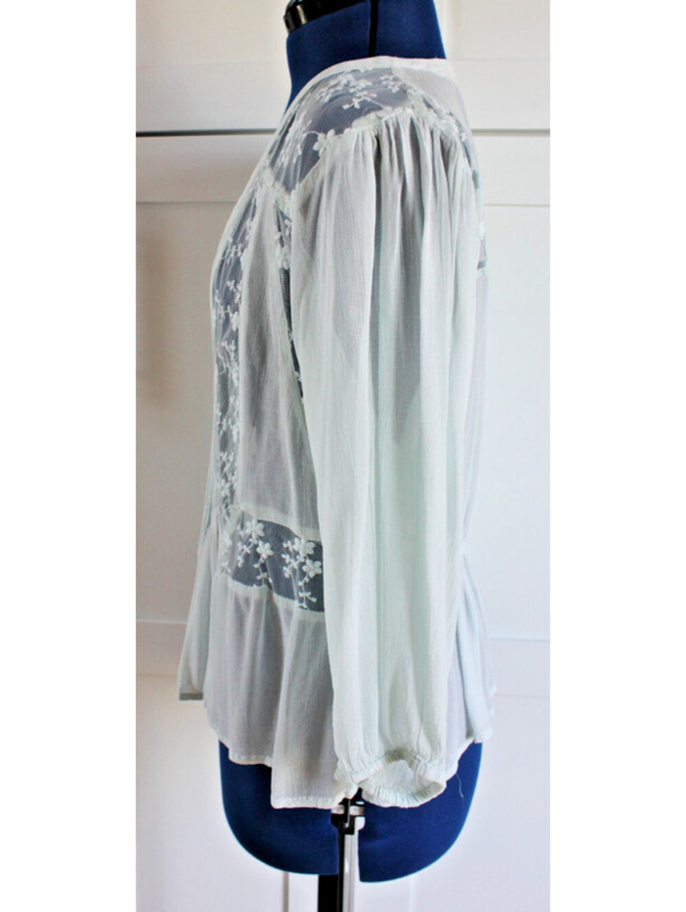 Vintage World Market Size S/M Mint Floral Lace Long Sleeve Button Up Blouse - Picture 5 of 14
